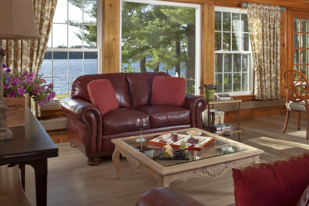 Wolf Cove Inn Poland Dış mekan fotoğraf