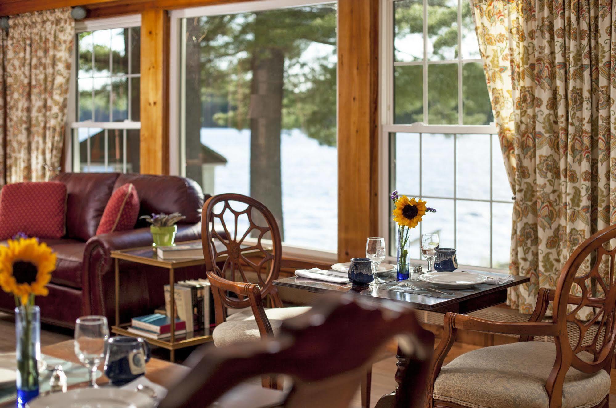 Wolf Cove Inn Poland Dış mekan fotoğraf